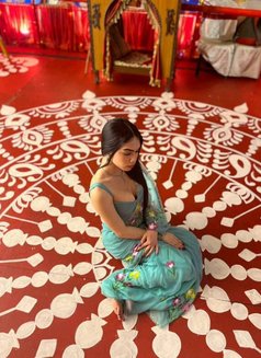 Sk Ayra - Transsexual escort in New Delhi Photo 13 of 13