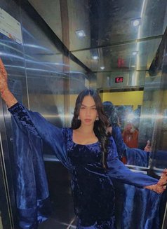 Sk Ayra - Transsexual escort in New Delhi Photo 18 of 21