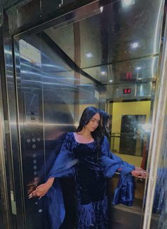 Sk Ayra - Transsexual escort in New Delhi Photo 19 of 21