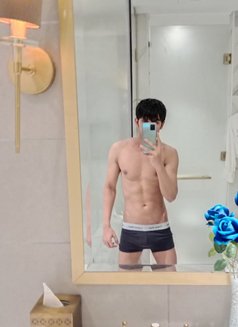 Skb - Male escort in Dubai Photo 2 of 3