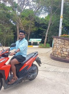 Skd - Male escort in Bangkok Photo 6 of 7