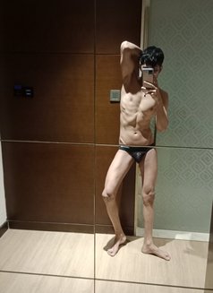 SKDXB - Male escort in Dubai Photo 29 of 30