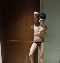 SKDXB - Male escort in Dubai Photo 4 of 28