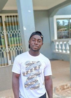 Sketches - Acompañantes masculino in Accra Photo 1 of 1