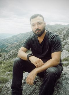 Skilled Amir - Acompañantes masculino in Islamabad Photo 2 of 2