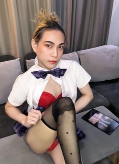 Skinny good bottom and massage - Acompañantes transexual in Al Manama Photo 6 of 18