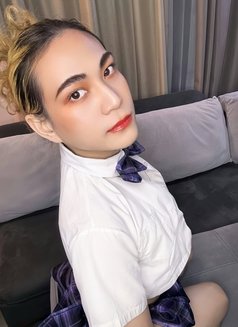 Skinny good bottom and massage - Acompañantes transexual in Al Manama Photo 8 of 18