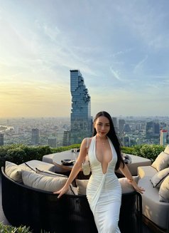 Skinny Lisa, petite, slim, perky - escort in Dubai Photo 20 of 21