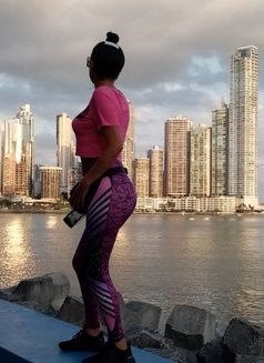 Skinny Nataly - puta in Panama City Photo 5 of 6