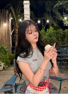 Skinny Nawa 19 - escort in Bangkok Photo 7 of 8