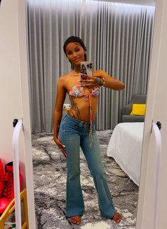 Skinny Taila - puta in Riyadh Photo 11 of 11