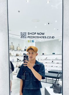 Skinnybeachyyy - Male escort in Bali Photo 3 of 5