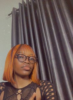 Skinnykatie - escort in Cotonou Photo 5 of 8