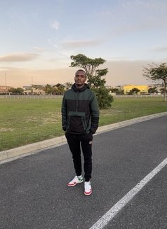 Skj Singano - Intérprete masculino de adultos in Cape Town Photo 7 of 7