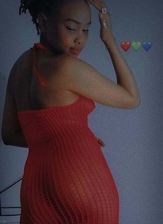 Sky Babe - escort in Riyadh Photo 3 of 5