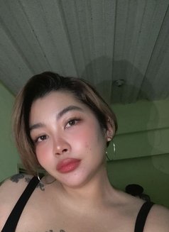 Sky - masseuse in Manila Photo 18 of 20