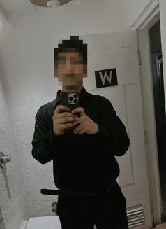 Sky for Fun - Male escort in Mumbai Photo 3 of 4