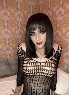 Sky nawaphan​ - Transsexual escort in Bangkok Photo 4 of 4