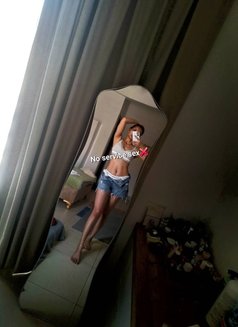 Sky Only Massage no service sex - Masajista in Muscat Photo 1 of 17