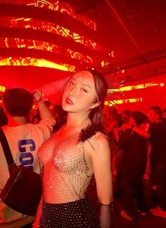 sky - Transsexual escort in Bangkok Photo 16 of 18
