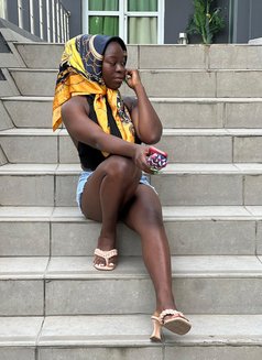 Skyblue - escort in Accra Photo 2 of 4