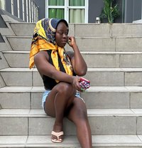 Skyblue - escort in Accra