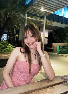 Skye - Transsexual escort in Makati City Photo 4 of 4