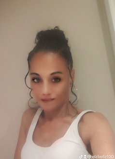 Skye - puta in Johannesburg Photo 9 of 10