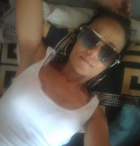 Skye - puta in Johannesburg