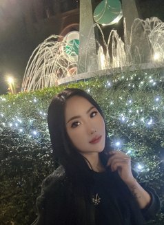 Skye - escort in Bangkok Photo 4 of 8