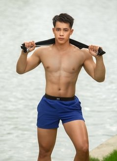 Skygentle - Acompañantes masculino in Singapore Photo 5 of 8
