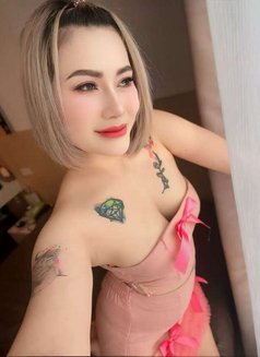 Skyia - escort in Doha Photo 6 of 10