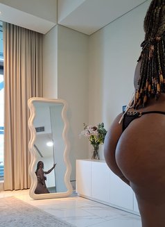 Skyler - escort in Dubai Photo 6 of 16