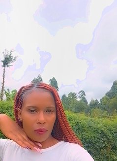 Skypetite Girl - escort agency in Singapore Photo 6 of 7