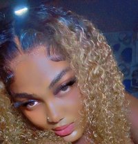 Skysha Queen - Acompañantes transexual in Accra