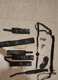 Escort Slave Boy for Ladies & Mistress - Acompañantes masculino in Colombo Photo 14 of 16