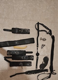 Slave guy for mistress sri lanka - Transsexual escort in Colombo Photo 13 of 13