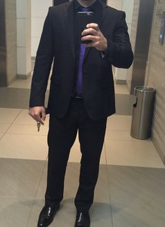 Slave-lb - Male escort in Beirut Photo 3 of 8