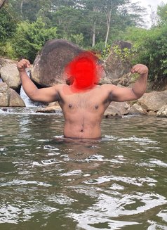 slave, massage boy - masseuse in Colombo Photo 2 of 2