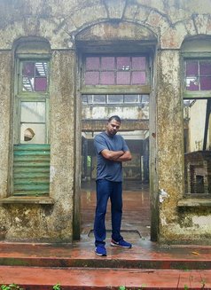 Slave Timmy - Acompañantes masculino in Colombo Photo 5 of 7