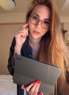 BDSM/TransGFE/SOLOtraveller - Transsexual escort in Hong Kong Photo 14 of 15