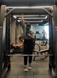 Slick Soul - Male escort in New Delhi Photo 1 of 4