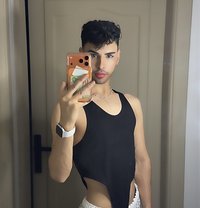 Slim Boy - Male escort in Riyadh