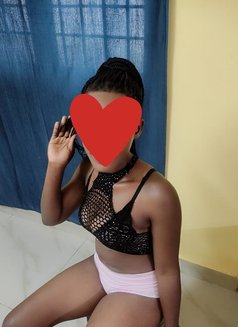 Slim Fit African Model - escort in Chennai Photo 3 of 5