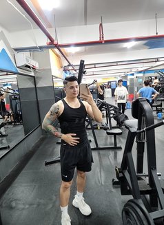 Slim Fit - Male escort in Bangkok Photo 1 of 5