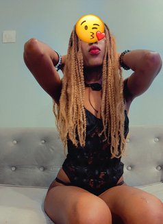 SLIM QUEEN Chloé Divi near E.city - escort in Bangalore Photo 9 of 9