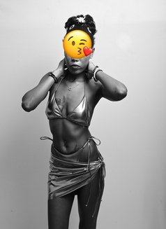 SLIM QUEEN Chloé Divi @Marathalli - escort in Bangalore Photo 17 of 22