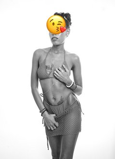 SLIM QUEEN Chloé Divi @Marathalli - escort in Bangalore Photo 6 of 22