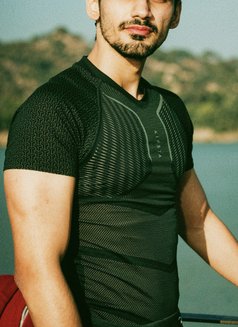 Slim Shady - Male escort in Chandigarh Photo 6 of 6
