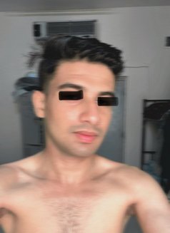 Young Slave / Maid Boy - Acompañantes masculino in Dubai Photo 1 of 5